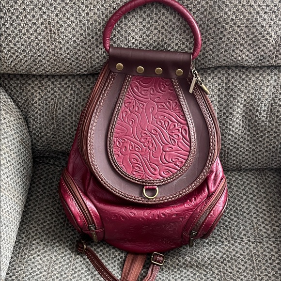 Chic Embossed Burgundy Backpack - Picture 1 of 3